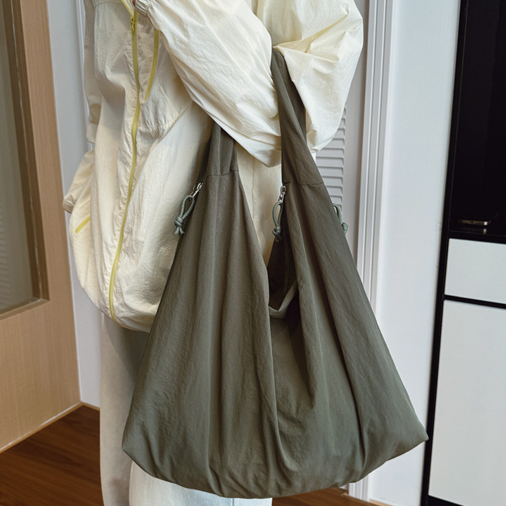 Ganadara multi zipper light shoulder bag