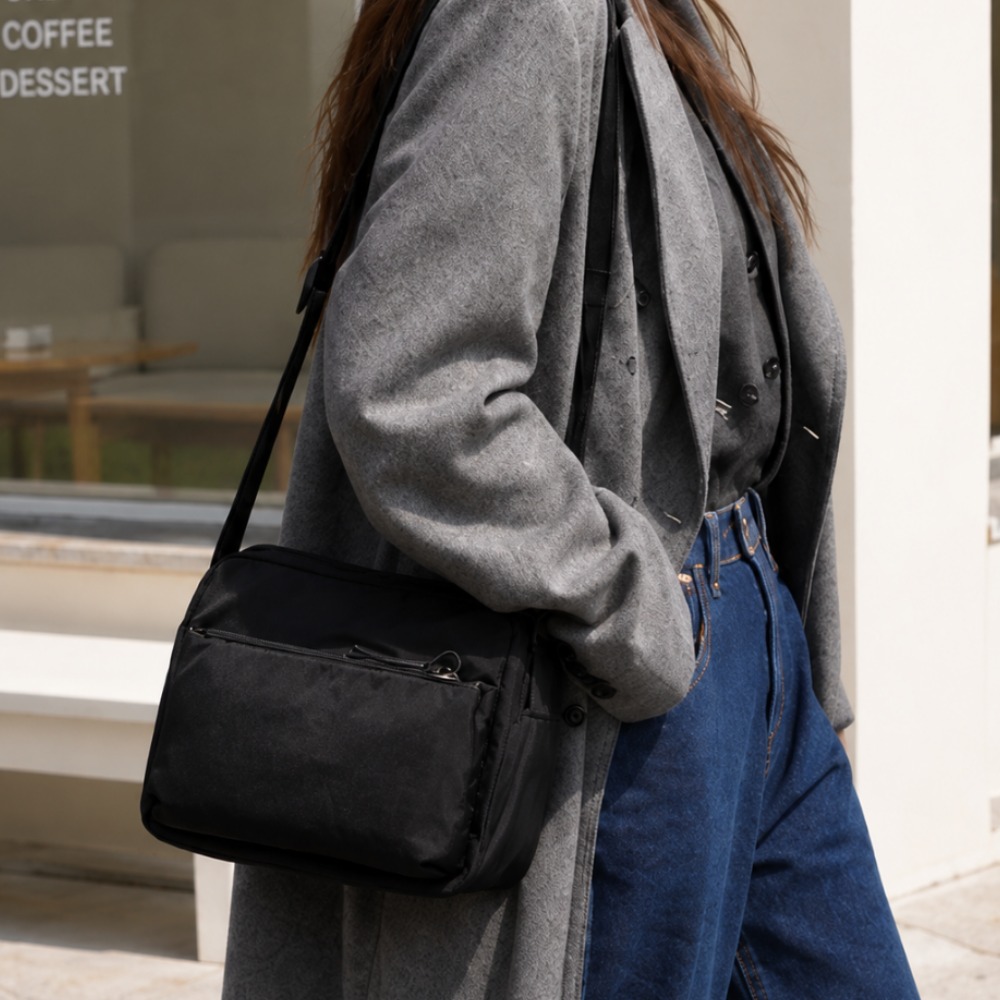 Snuggo lightweight cross bag waterproof shoulder bag
